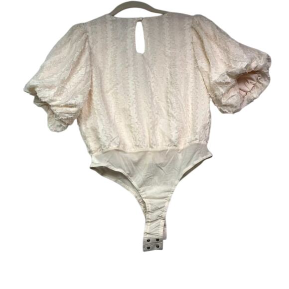 Lulus Bodysuit Small Puff Sleeve Textured Faux Wrap Snap Button Sexy Feminine - Picture 2 of 9